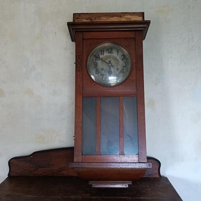 LOT 685: Vintage Wall Clock