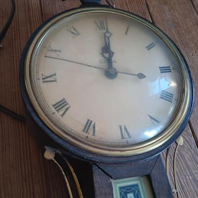 LOT 686: Set of (2) Telechron Electric Wall Clocks