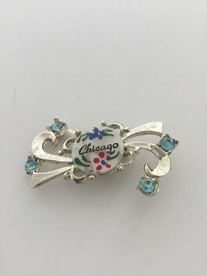 Unmarked Chicago pin vintage