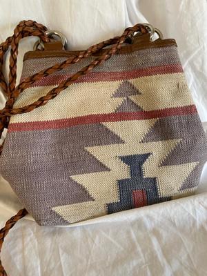 Assortment of six handbags