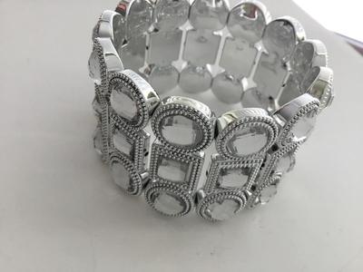 Faux rhinestone fashion stretchy bracelet