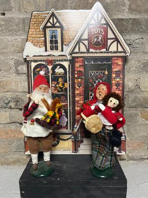 Byer’s Carolers and Toy Shop