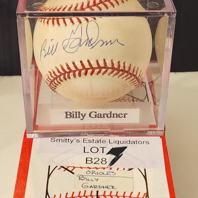 Billy Gardner Baltimore Orioles OMLB Signed Autographed Baseball In Collectors Case