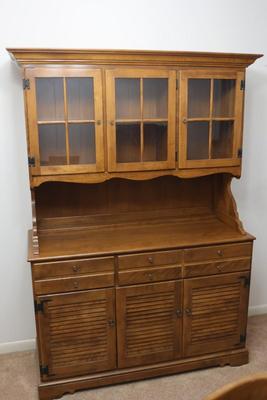 Ethan Allen Solid Maple Buffet with Display Hutch