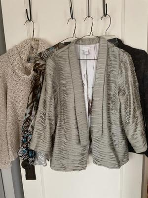 Women’s tops