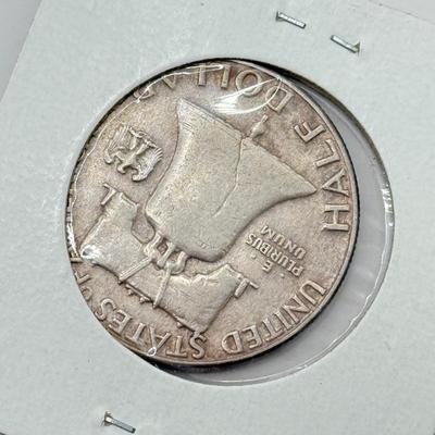 LOT 547J: 1948-P & 1950-P Benjamin Franklin Liberty Bell US Half Dollar Coins (90% Silver)
