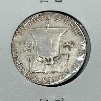 LOT 547J: 1948-P & 1950-P Benjamin Franklin Liberty Bell US Half Dollar Coins (90% Silver)