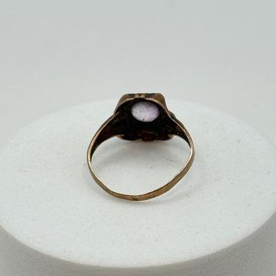 LOT 561J: Antique 10k Gold O.B. Facet Amethyst Ring Size 5.5 (1.2g)