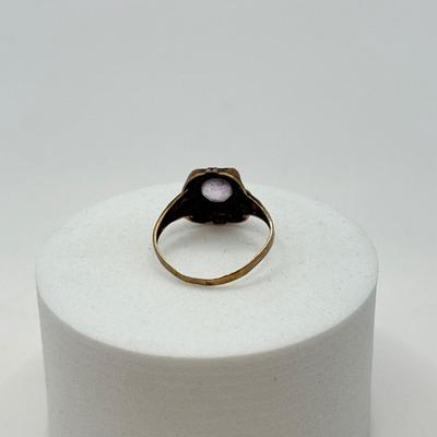 LOT 561J: Antique 10k Gold O.B. Facet Amethyst Ring Size 5.5 (1.2g)