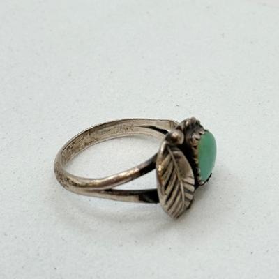 LOT 563J: Vintage Sterling Silver Marcasite & Amethyst Pierced Earrings & Size 4.5 Navajo Native American Turquoise Ring (5.0gtw)