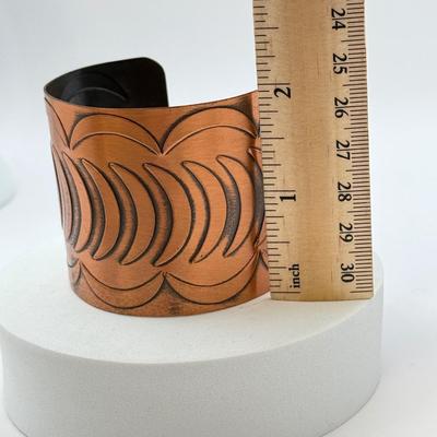 LOT 567J: Vintage Enamel Accordion Expandable Bracelet, Vintage Copper Cuff & 6.5” Goldtone Gemstone Scarab Bracelet w/ Safety Chain