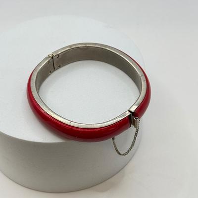 LOT 581J: RED Collection: Vintage Murano Wedding Cake & Faceted Glass Bead Necklace, Red Hinged Bangle Bracelet w/ Safety Chain &...