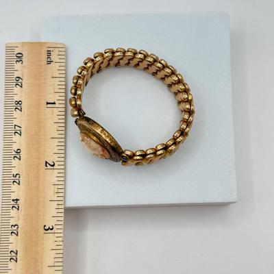 LOT 580J: Antique c. 1920s DFB Co Carmen Cameo Sweetheart Expandable Bracelet