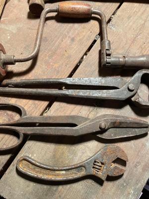 Vintage tools and extension cord