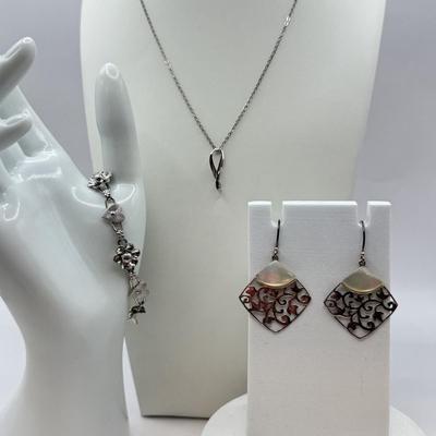 LOT 1J: Sterling Silver (925) Collection 15" Necklace w/Pendant, Mother of Pearl Earrings, Heart & Flower Bracelet