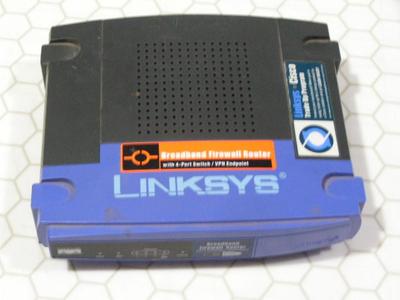 LINKSYS Broadband Firewall Router with 4-Port Switch/VPN