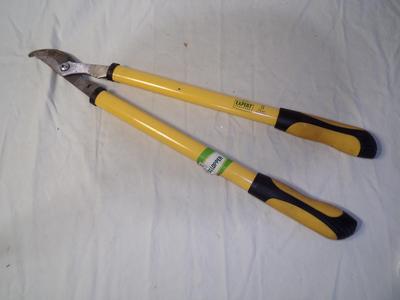 (3of3) Lawn/Garden loppers.