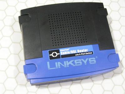 CISCO LINKSYS EtherFast Cable/DSL Router w/ 4-Port Switch