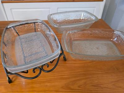 Princess House Fantasia Etched Glass Bakeware roasting pots– Set of 2 with 1 lid and metal racks