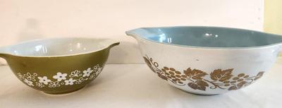 Lot# 33 Lot of 2 Vintage Pyrex Bowls - one a 1960 Promotional Piece
