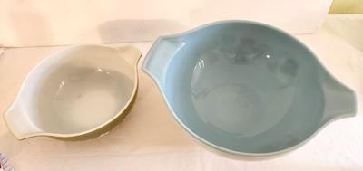 Lot# 33 Lot of 2 Vintage Pyrex Bowls - one a 1960 Promotional Piece