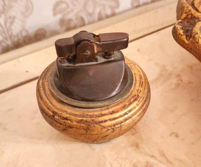 Lot #39 Vintage plaster ashtray - Hollywood Regency - with built in lighter
