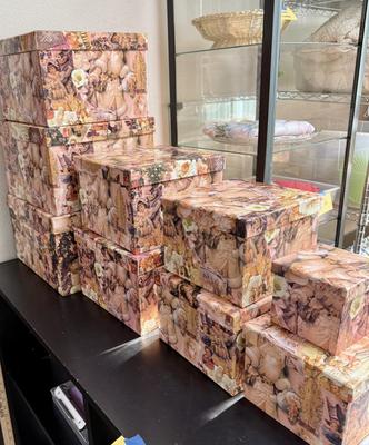 Christmas Gift Boxes Pyramid of Varying Sized Nesting Boxes