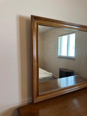 8 DRAWER DRESSER WITH MIRROR