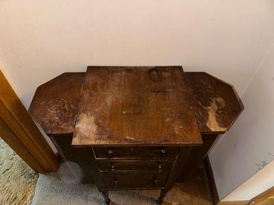 ANTIQUE MARTHA WASHINGTON SEWING CABINET