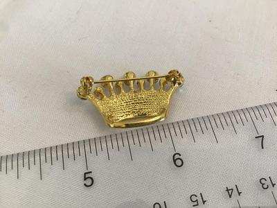 Costume Crown Pin