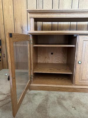 MEDIA STAND WITH GLASS FRONT DOOR AND DVD/CD STORAGE