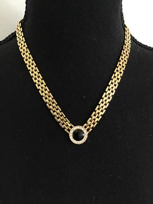 Gold Tone Basket Weave Chain Necklace With Beautiful Pendant