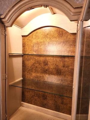 Lot #54 Vintage 1970's Stanley Furniture Company Lighted China Cabinet