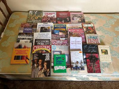 ASSORTMENT OF READING MATERIAL