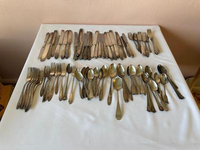 SILVER PLATED FLATWARE MIXED LOT