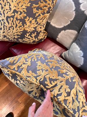 Grey Accent Cushions W/Down Pillows (L-RG)