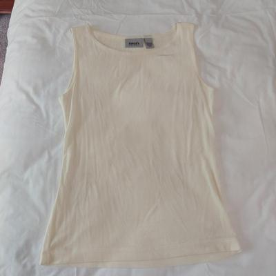 Chicos Size 0 Tops, + Skirts & More (PBB-BBL)
