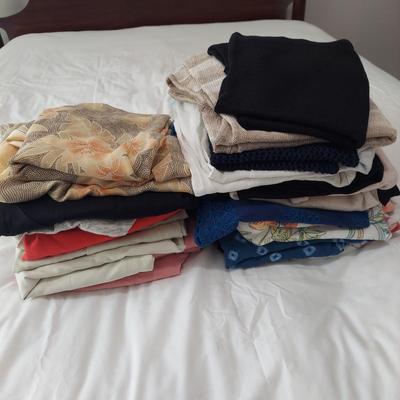 Womens Tommy Bahama Size Small Clothing (PBB-BBL)