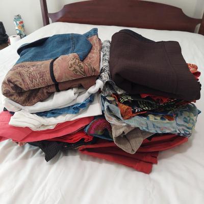 Chicos Jacket, Tops & More Size 0/1 (PBB-BBL)