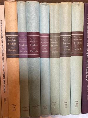 Large group of Norwegian/American books