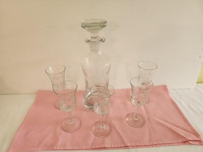 Lot #68 Etched Glass Decantur with 5 Cordial Glasses