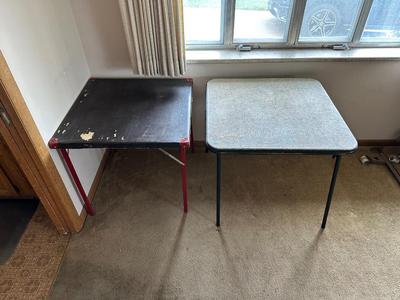 2 CARD TABLES