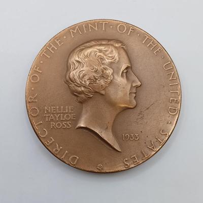 LOT 1: Set of 5 Metal Medallions- Shirley Temple Black, Lorraine, France, Eva Adams & More