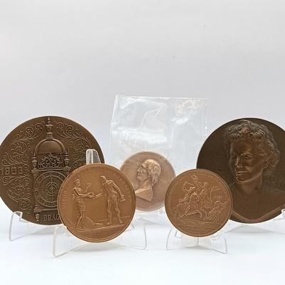 LOT 5: Set of 5 Metal Medallions- John Eager Howard, Stoney-Point Expugnatum, David Rittenhouse & More