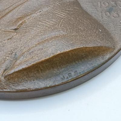 LOT 6: Set of 5 Metal Medallions- Daniel Manning, Charles S. Dewey & More