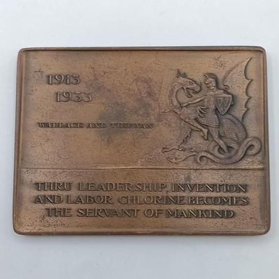 LOT 10: Set of 5 Metal Medallions- Thomas Edison 1913 Electrical Exposition, Wallace and Tiernan & More