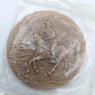 LOT 12: Set of 4 Metal Medallions- Pittsburgh Female College, Gershwin 1985, Jackie Robinson & John Wayne