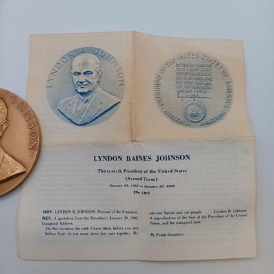 LOT 18: Set of 5 Metal Medallions- Alexander Hamilton, Theodore Roosevelt & More