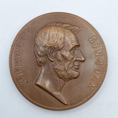 LOT 22: Set of 4 Metal Medallions- Abraham Lincoln, Stone Mountain & PA Monument at Gettysburg 1910