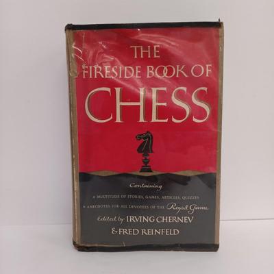 LOT 110: Vintage/Antique Chess and Checkers Books